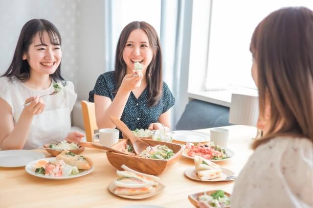 ママ友と家でランチ
